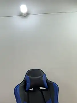 Snapshot of Adeline_1 chatting on December 14, 2025, 2:18 am Adeline 1 online show from December 14, 2025, 2:18 am