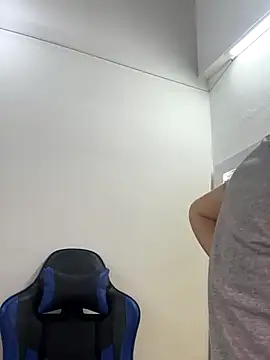 Snapshot of Adeline_1 chatting on December 5, 2025, 2:21 am Adeline 1 online show from December 5, 2025, 2:21 am