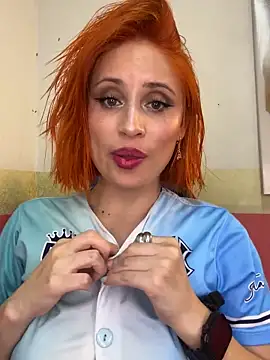 Snapshot of Adeline_1 chatting on October 24, 2025, 9:03 pm Adeline 1 online show from October 24, 2025, 9:03 pm