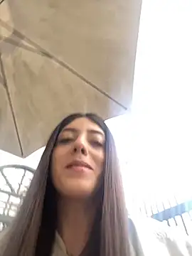 Snapshot of ElectraPink_ chatting on December 4, 2025, 12:37 pm ElectraPink online show from December 4, 2025, 12:37 pm