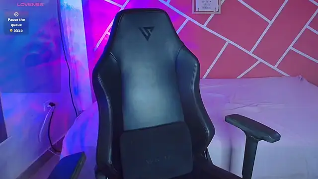 Snapshot of sweety_dreambaby chatting on December 3, 2025, 3:22 pm sweety dreambaby online show from December 3, 2025, 3:22 pm