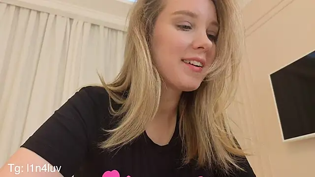 Snapshot of AIicaparkerc chatting on December 2, 2025, 10:11 pm AIicaparkerc online show from December 2, 2025, 10:11 pm