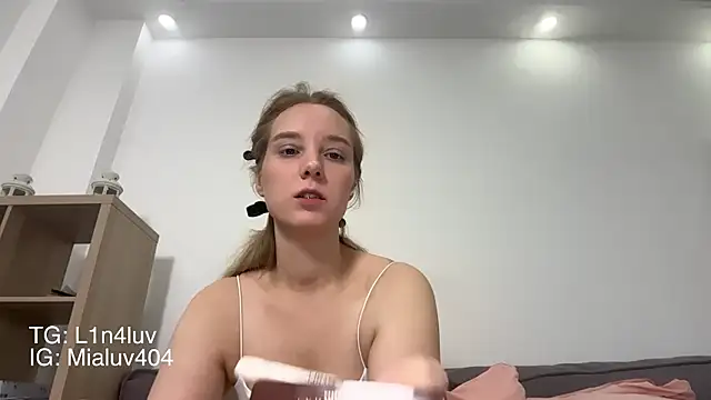 AIicaparkerc online show from July 17, 2026, 4:48 pm
