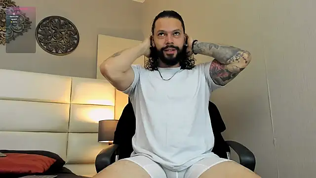 Snapshot of AlukardBig chatting on February 12, 2026, 3:34 pm AlukardBig online show from February 12, 2026, 3:34 pm