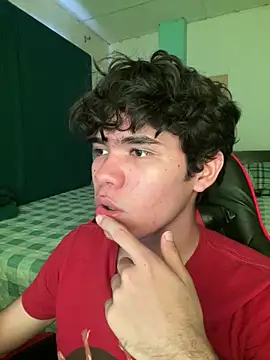 Snapshot of Im_Camii chatting on November 8, 2025, 6:11 pm Im Camii online show from November 8, 2025, 6:11 pm