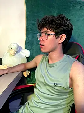 Snapshot of Im_Camii chatting on October 12, 2025, 5:36 pm Im Camii online show from October 12, 2025, 5:36 pm