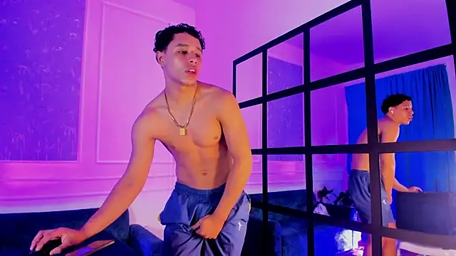 Snapshot of Adrian_Volt chatting on November 7, 2025, 3:00 am Adrian Volt online show from November 7, 2025, 3:00 am