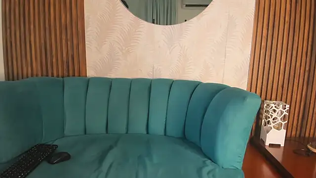 Snapshot of Adrian_Volt chatting on November 30, 2025, 3:07 am Adrian Volt online show from November 30, 2025, 3:07 am