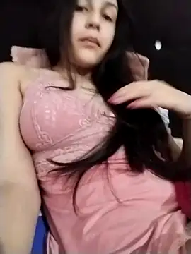 Snapshot of Thaila-Aurora chatting on November 6, 2025, 11:42 pm Thaila-Aurora online show from November 6, 2025, 11:42 pm