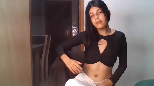 Thaila-Aurora online show from February 25, 2026, 2:45 am