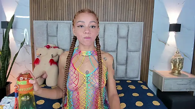 Snapshot of Sassha_ferrer chatting on December 13, 2025, 8:04 pm Sassha ferrer online show from December 13, 2025, 8:04 pm