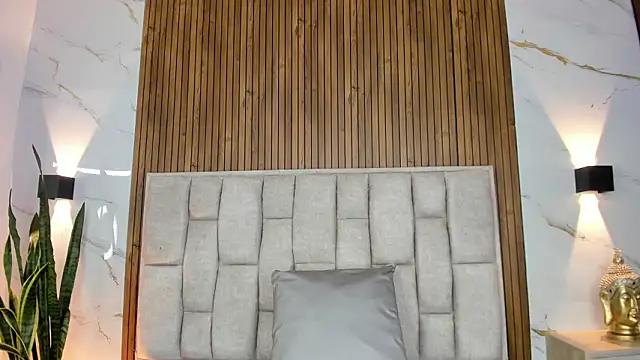 Sassha ferrer online show from February 9, 2026, 6:39 pm