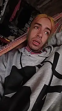 saenzjhonny online show from October 16, 2025, 10:18 pm