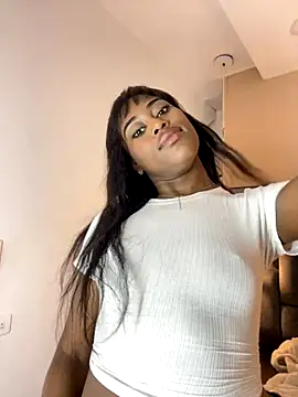 Snapshot of SofiRuiz_ chatting on October 25, 2025, 2:55 am SofiRuiz online show from October 25, 2025, 2:55 am