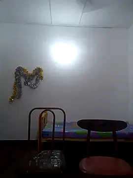 Snapshot of Expose_Queen chatting on July 9, 2026, 6:29 pm Expose Queen online show from July 9, 2026, 6:29 pm