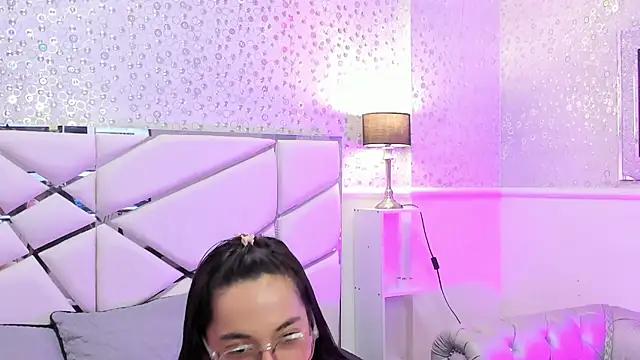Snapshot of GabbiePrice chatting on July 22, 2026, 11:34 am GabbiePrice online show from July 22, 2026, 11:34 am