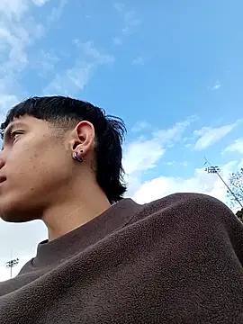 Snapshot of heyy_noah11 chatting on October 15, 2025, 8:28 pm heyy noah11 online show from October 15, 2025, 8:28 pm