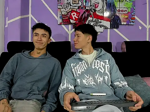 Snapshot of heyy_noah11 chatting on February 13, 2026, 1:33 pm heyy noah11 online show from February 13, 2026, 1:33 pm