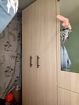 Snapshot of heyy_noah11 chatting on December 16, 2025, 1:10 am heyy noah11 online show from December 16, 2025, 1:10 am