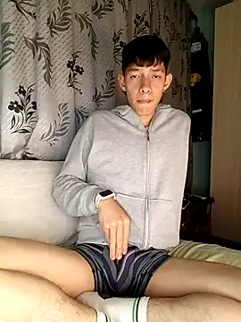 Snapshot of heyy_noah11 chatting on December 4, 2025, 2:54 am heyy noah11 online show from December 4, 2025, 2:54 am