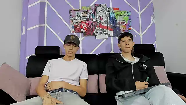 Snapshot of heyy_noah11 chatting on March 6, 2026, 1:39 pm heyy noah11 online show from March 6, 2026, 1:39 pm