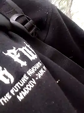 Snapshot of heyy_noah11 chatting on October 12, 2025, 5:36 pm heyy noah11 online show from October 12, 2025, 5:36 pm