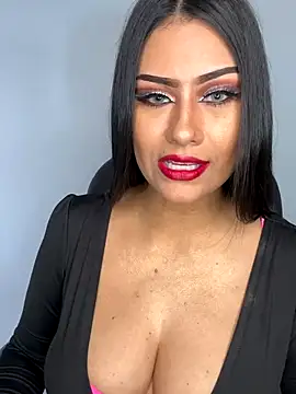 Snapshot of _Isabella_1 chatting on November 22, 2025, 2:32 am Isabella 1 online show from November 22, 2025, 2:32 am