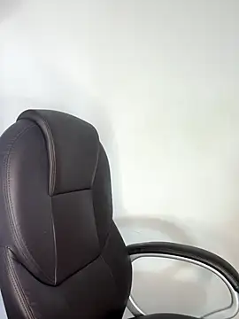 Snapshot of _Isabella_1 chatting on November 27, 2025, 2:34 am Isabella 1 online show from November 27, 2025, 2:34 am