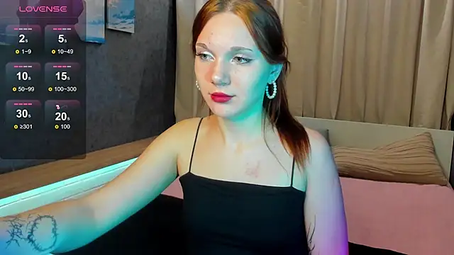 Snapshot of MargoViento chatting on November 25, 2025, 8:53 pm MargoViento online show from November 25, 2025, 8:53 pm