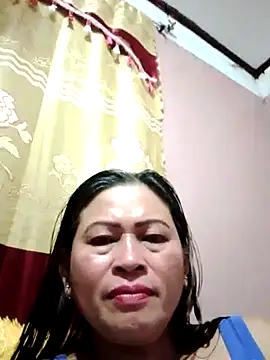 Snapshot of merr_ann123 chatting on October 25, 2025, 10:25 am merr ann123 online show from October 25, 2025, 10:25 am