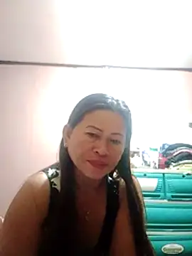 Snapshot of merr_ann123 chatting on November 16, 2025, 2:33 pm merr ann123 online show from November 16, 2025, 2:33 pm