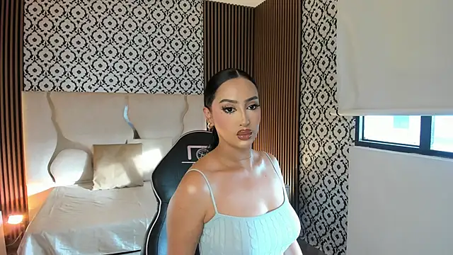 BEELLA TAY1 online show from May 1, 2026, 11:37 am