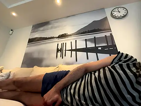 Yamaa2244 online show from November 6, 2025, 10:52 am