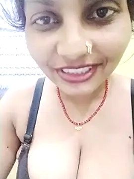 kiara-simmi online show from January 7, 2026, 12:37 am