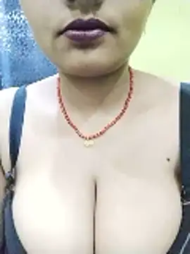 kiara-simmi online show from January 12, 2026, 6:36 pm