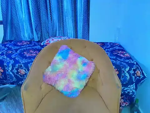 Snapshot of hii_tanisha chatting on June 24, 2026, 5:17 am hii tanisha online show from June 24, 2026, 5:17 am