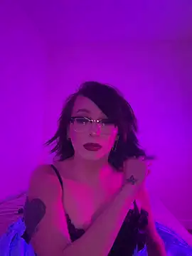 Snapshot of MiniMonroe chatting on October 12, 2025, 1:56 pm MiniMonroe online show from October 12, 2025, 1:56 pm