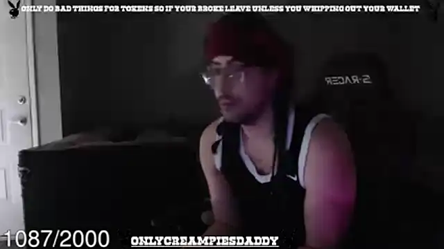 Snapshot of onlycreampiesdaddy chatting on May 16, 2026, 10:31 pm onlycreampiesdaddy online show from May 16, 2026, 10:31 pm