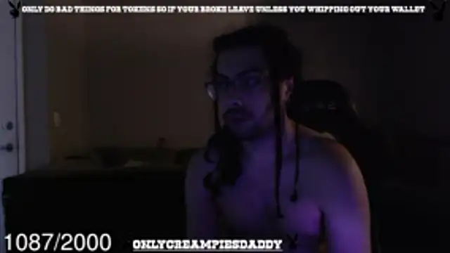 Snapshot of onlycreampiesdaddy chatting on May 17, 2026, 7:47 pm onlycreampiesdaddy online show from May 17, 2026, 7:47 pm