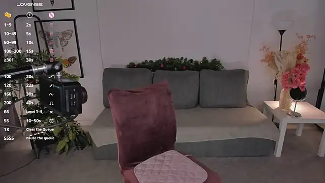 Erika Kim online show from December 23, 2025, 7:40 am