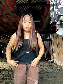 Snapshot of Maymay__ chatting on October 29, 2025, 1:15 am Maymay   online show from October 29, 2025, 1:15 am