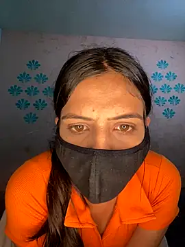 Snapshot of deepikaa_aroraa chatting on November 5, 2025, 3:26 pm deepikaa aroraa online show from November 5, 2025, 3:26 pm