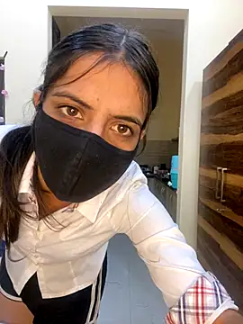 Snapshot of deepikaa_aroraa chatting on November 21, 2025, 10:47 am deepikaa aroraa online show from November 21, 2025, 10:47 am