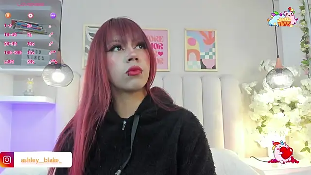 Isabella  gonzalez  online show from December 19, 2025, 3:32 am