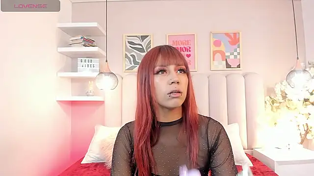 Isabella  gonzalez  online show from January 17, 2026, 3:43 am