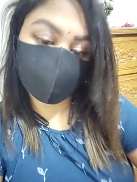 Snapshot of Tanha18 chatting on October 15, 2025, 7:11 pm Tanha18 online show from October 15, 2025, 7:11 pm