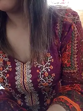 Tanha18 online show from June 19, 2026, 3:56 am