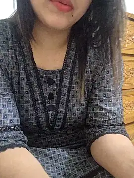 Snapshot of Tanha18 chatting on November 4, 2025, 9:51 pm Tanha18 online show from November 4, 2025, 9:51 pm