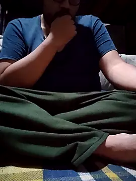 axel-spr online show from October 18, 2025, 4:47 am