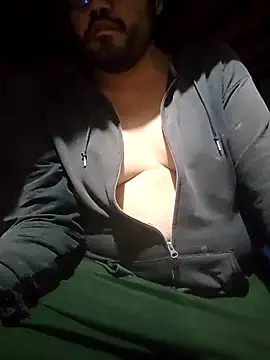 axel-spr online show from October 15, 2025, 5:17 am